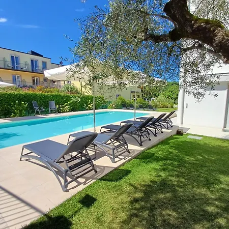 Adriana Apart-hotel Bardolino