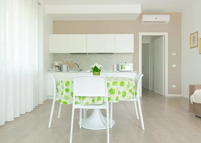 Апарт-готель Adriana